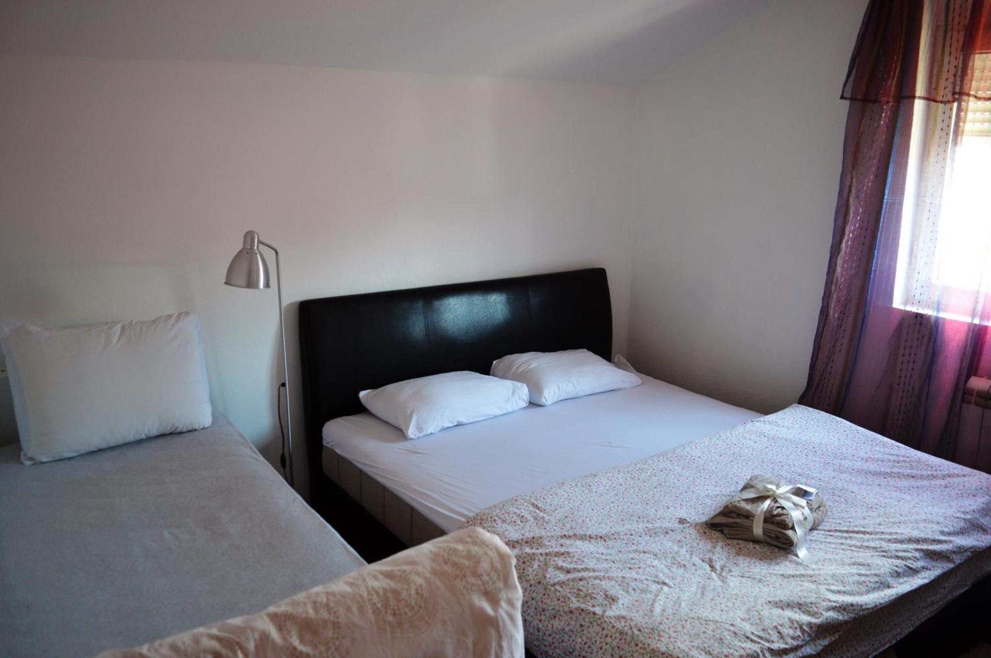 Hotel House Of Peace Podgorica Exterior foto